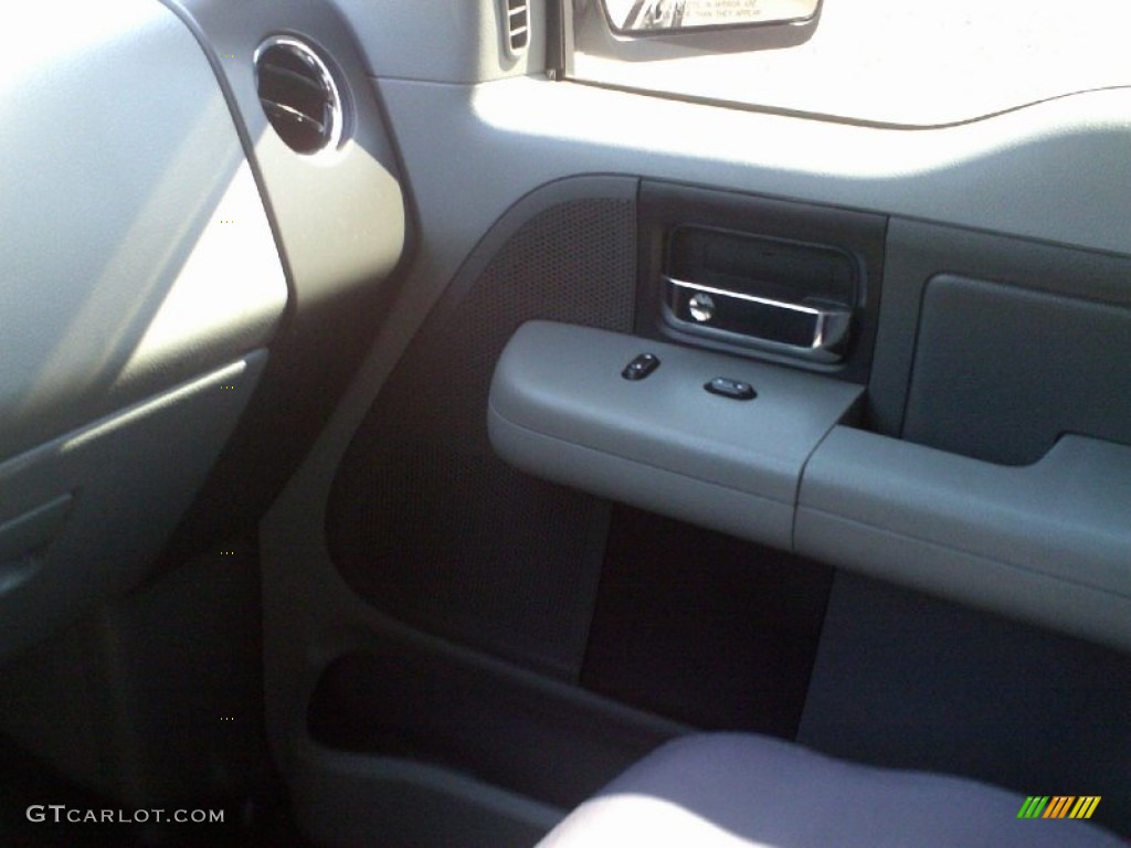 2006 F150 XLT SuperCab 4x4 - Silver Metallic / Medium/Dark Flint photo #24