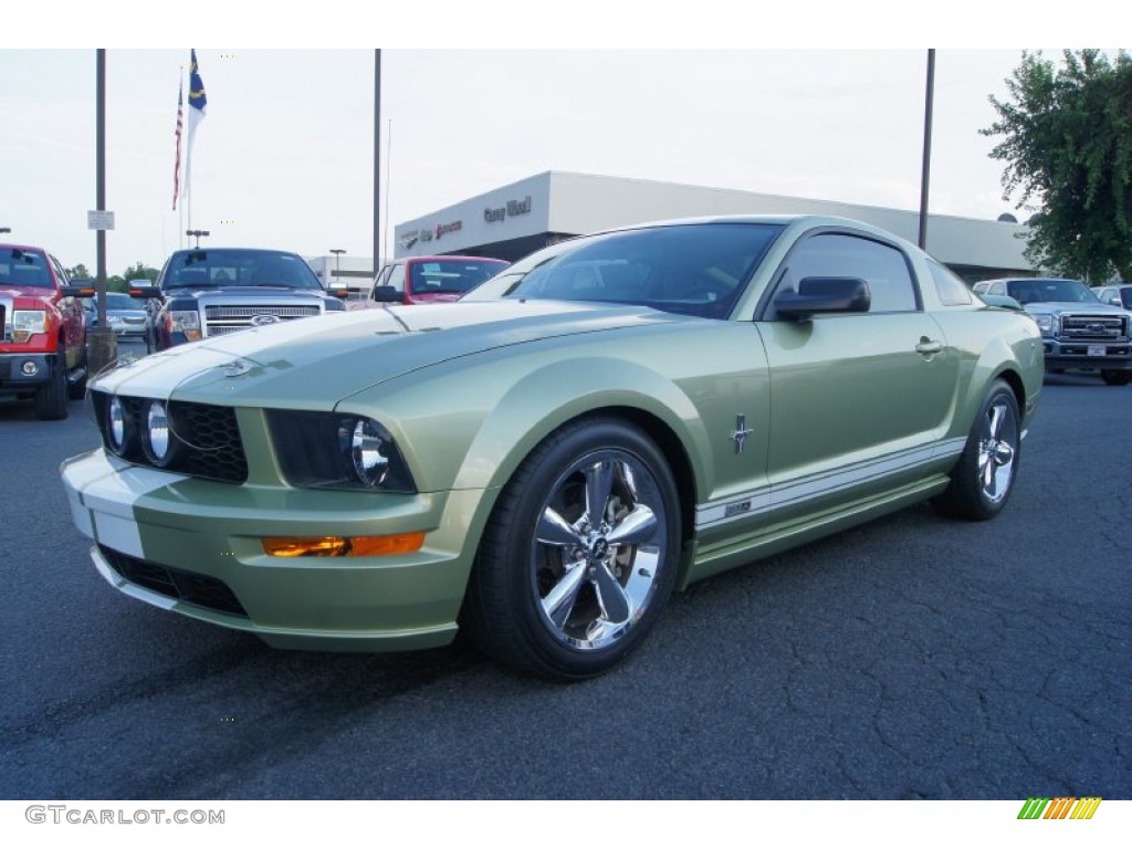 2006 Mustang GT Premium Coupe - Legend Lime Metallic / Light Parchment photo #6