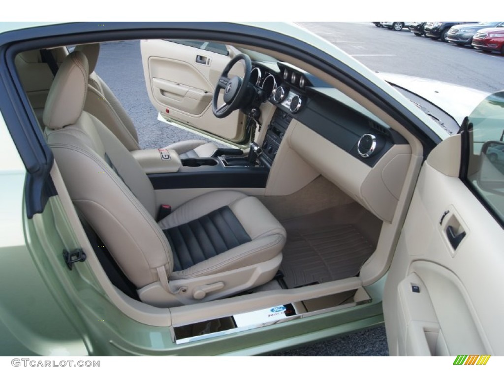 2006 Mustang GT Premium Coupe - Legend Lime Metallic / Light Parchment photo #10