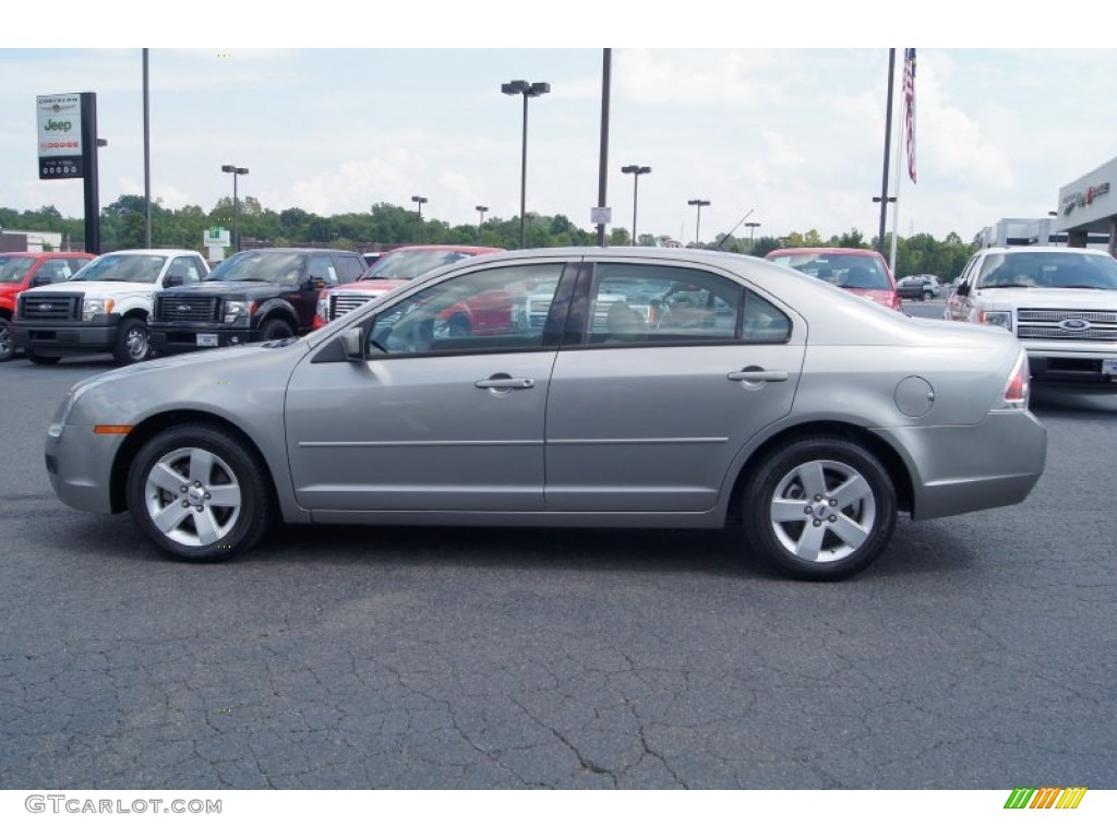 2008 Fusion SE V6 - Vapor Silver Metallic / Medium Light Stone photo #5