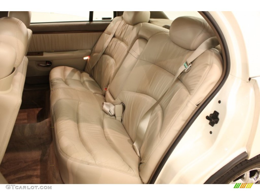 Shale Interior 2002 Buick Park Avenue Ultra Photo #69722046