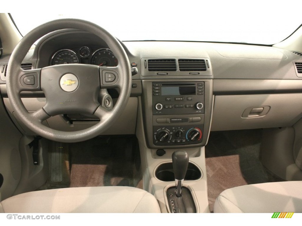 2006 Chevrolet Cobalt LS Sedan Gray Dashboard Photo #69722355