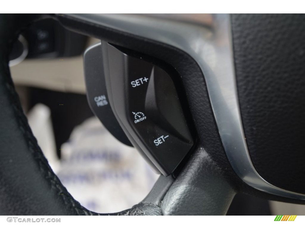2012 Ford Focus SEL 5-Door Controls Photo #69724086