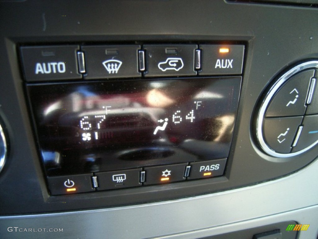 2008 Acadia SLT - Carbon Black Metallic / Light Titanium photo #33