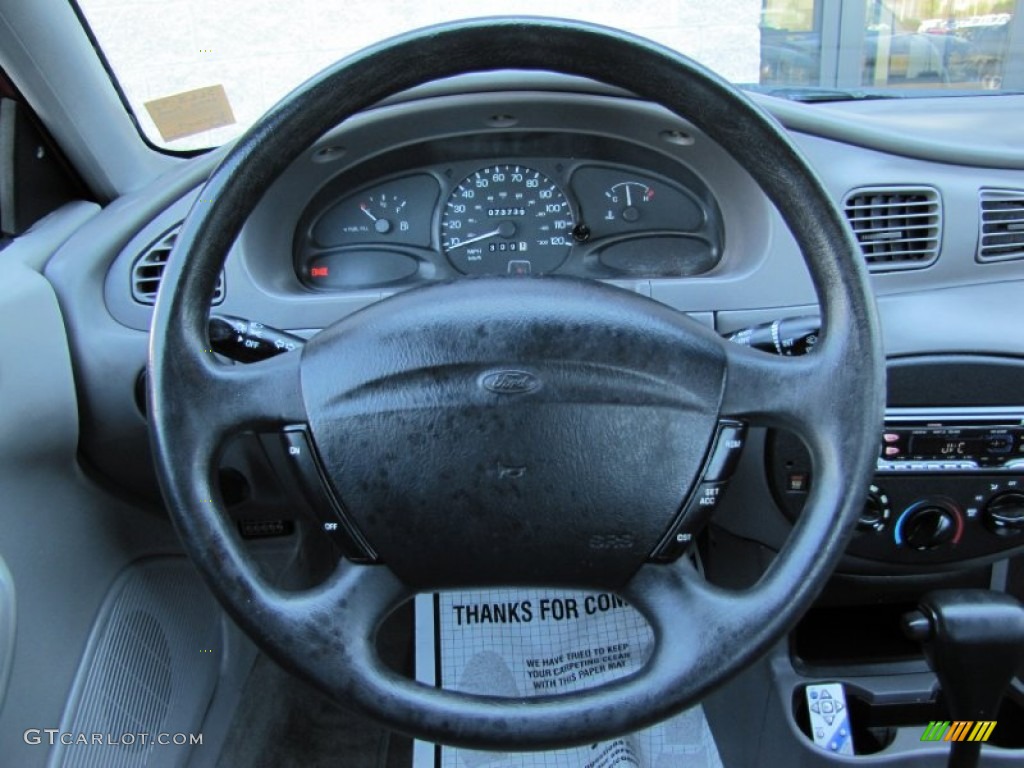 2002 Escort SE Sedan - Toreador Red Metallic / Medium Graphite photo #10