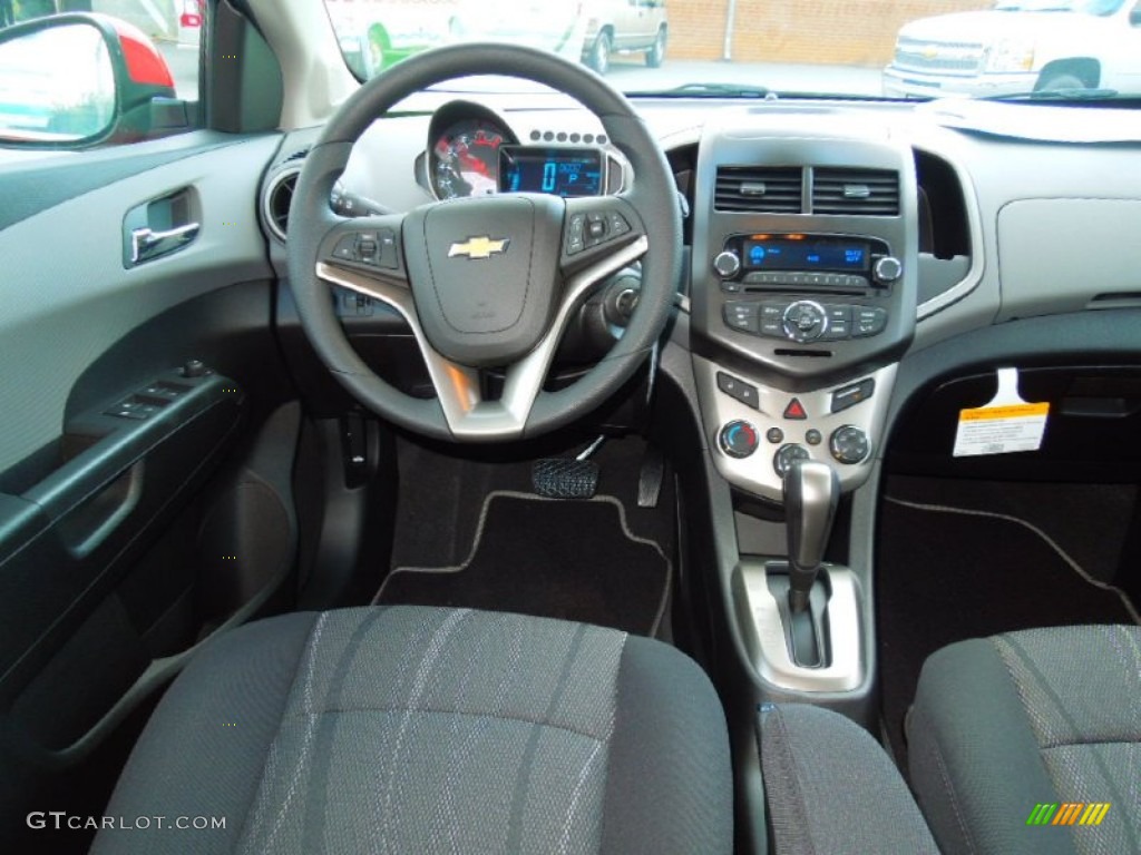 2012 Sonic LT Hatch - Victory Red / Jet Black/Dark Titanium photo #16