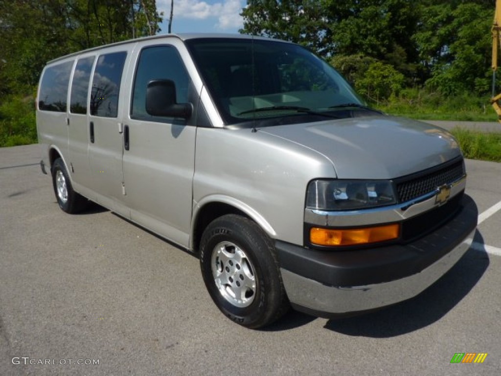 2007 Silver Birch Metallic Chevrolet Express LS 1500 AWD Passenger Van