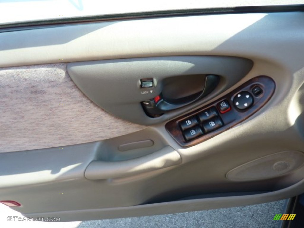 1999 Malibu LS Sedan - Medium Opal Blue Metallic / Medium Gray photo #18