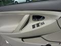 Super White - Camry LE Photo No. 18