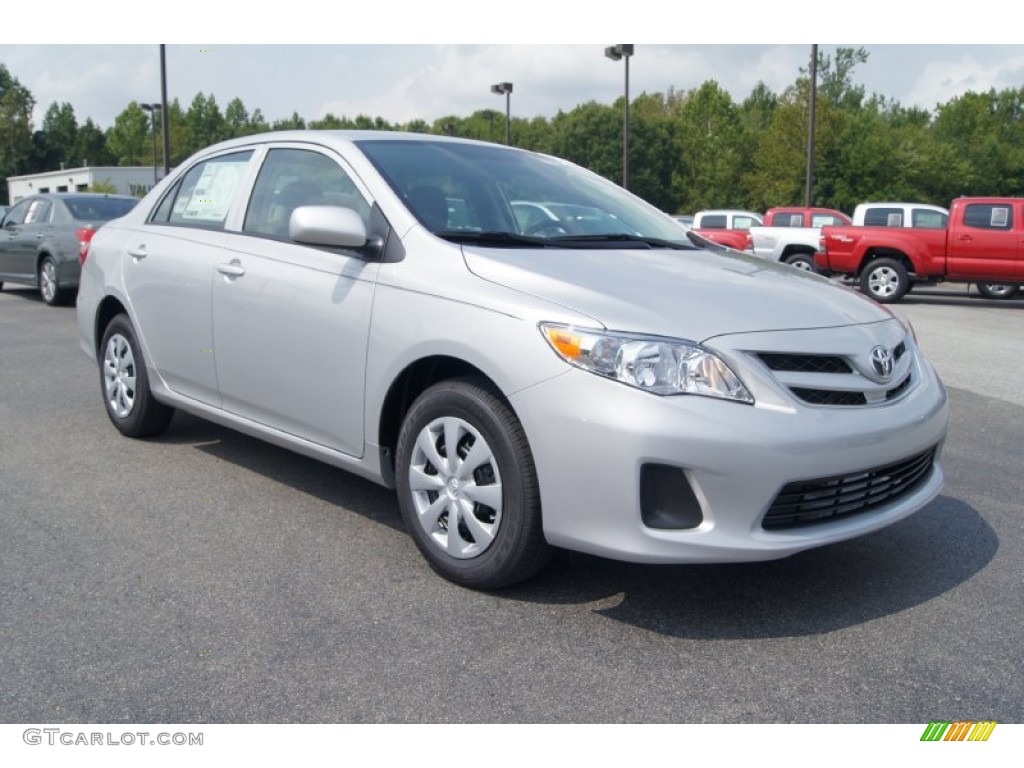 Classic Silver Metallic 2013 Toyota Corolla L Exterior Photo #69733753