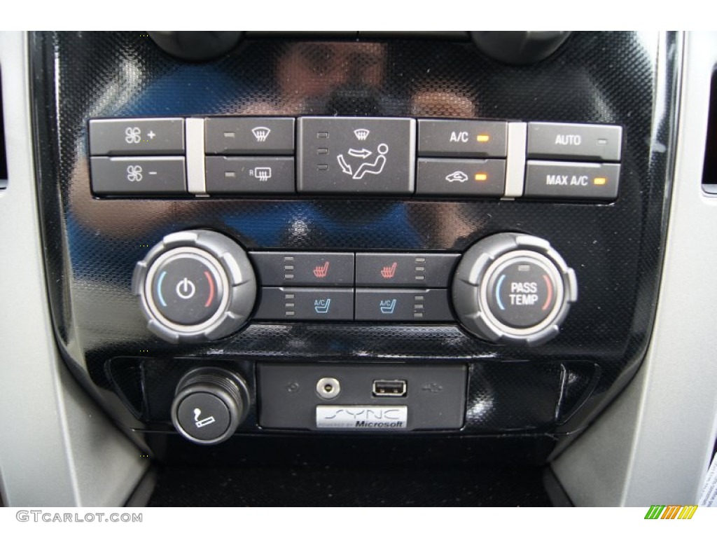 2012 Ford F150 FX4 SuperCrew 4x4 Controls Photo #69735424