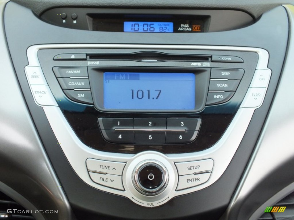 2011 Hyundai Elantra GLS Audio System Photos