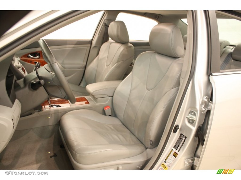 2010 Camry XLE - Classic Silver Metallic / Ash Gray photo #7