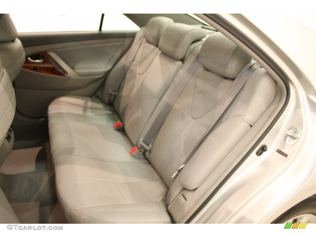 2010 Camry XLE - Classic Silver Metallic / Ash Gray photo #15