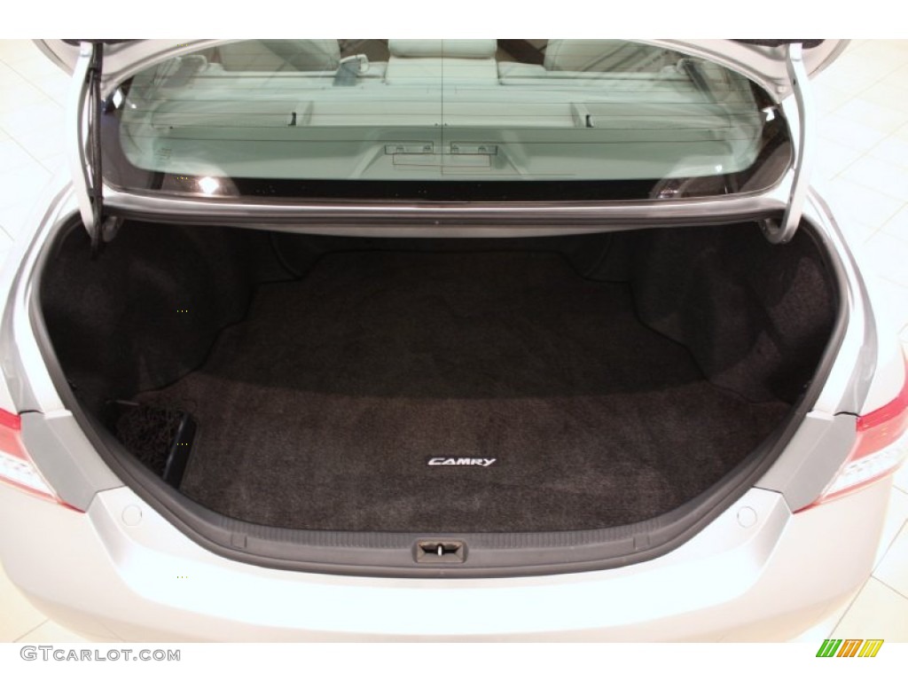 2010 Camry XLE - Classic Silver Metallic / Ash Gray photo #16