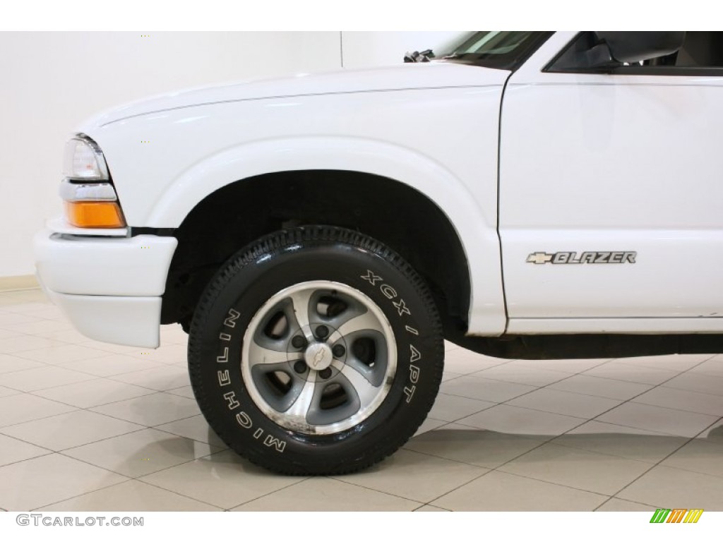 2004 Chevrolet Blazer LS Wheel Photos