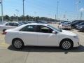 Super White - Camry LE Photo No. 8