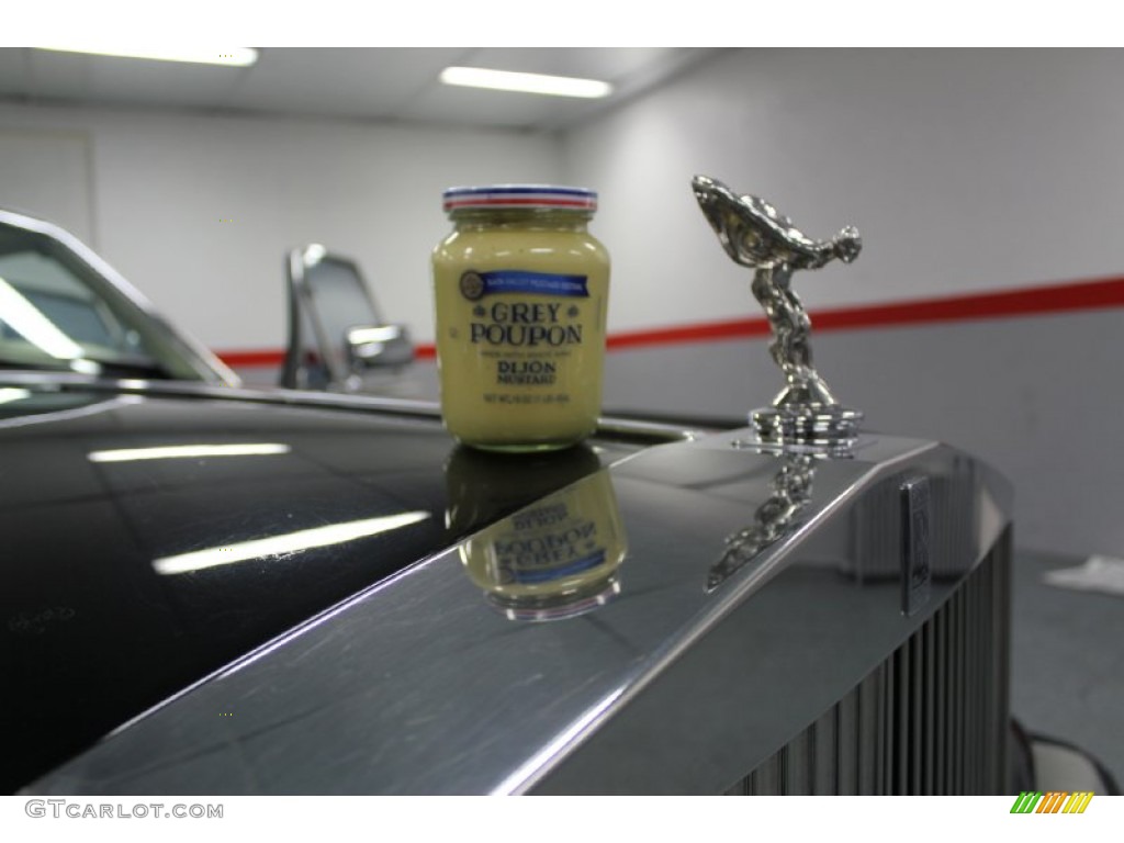 Grey Poupon and Flying Lady 1986 Rolls-Royce Silver Spirit Mark I Parts