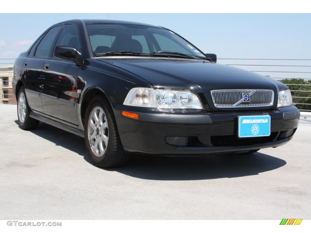 2002 S40 1.9T - Black Sapphire Metallic / Graphite photo #1