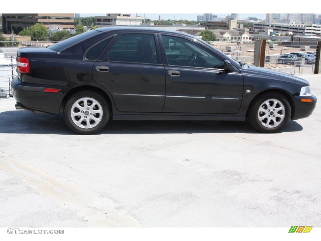 2002 S40 1.9T - Black Sapphire Metallic / Graphite photo #6