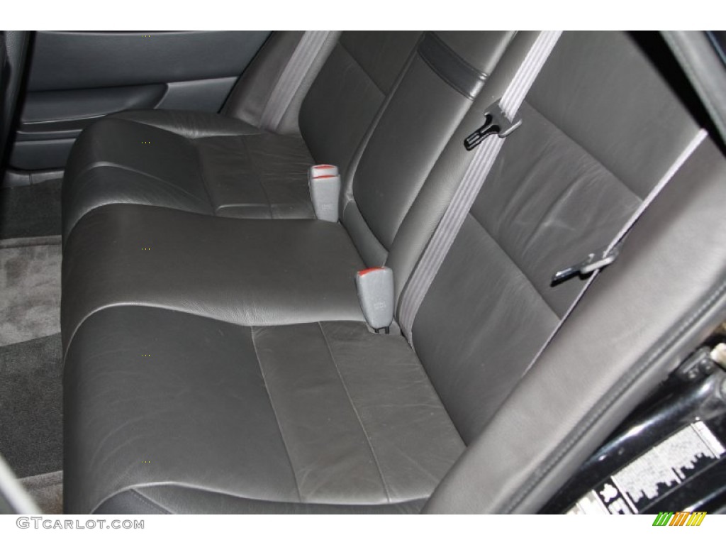 2002 S40 1.9T - Black Sapphire Metallic / Graphite photo #11