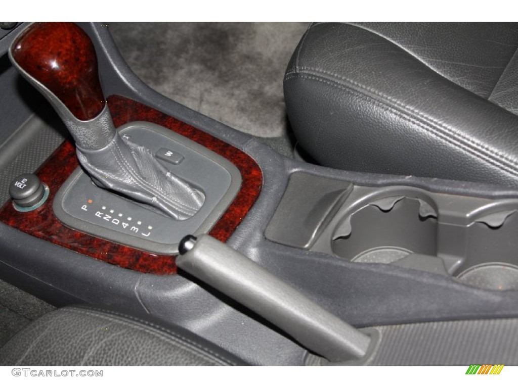 2002 S40 1.9T - Black Sapphire Metallic / Graphite photo #13