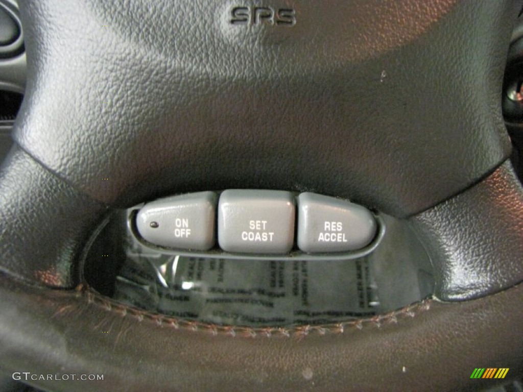 2002 Grand Am GT Sedan - Arctic White / Dark Pewter photo #19