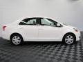 Polar White - Yaris S Sedan Photo No. 4