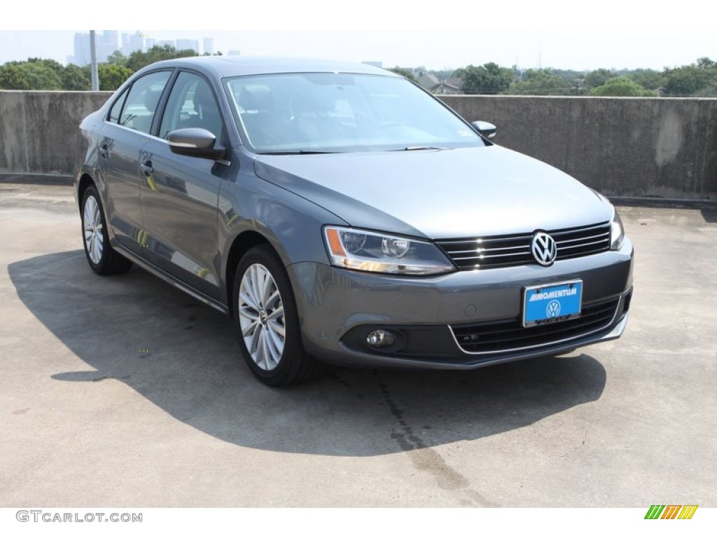 2013 Jetta TDI Sedan - Platinum Gray Metallic / Titan Black photo #1