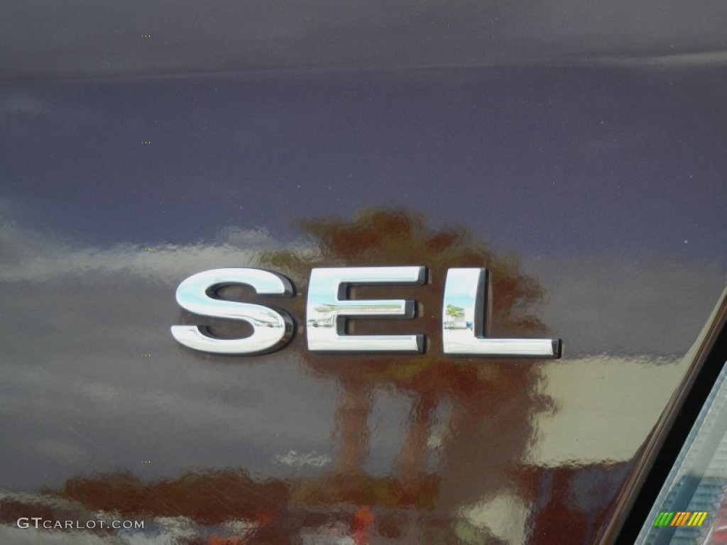 2009 Ford Taurus SEL Marks and Logos Photos