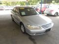 2002 Satin Silver Metallic Honda Accord SE Sedan  photo #1