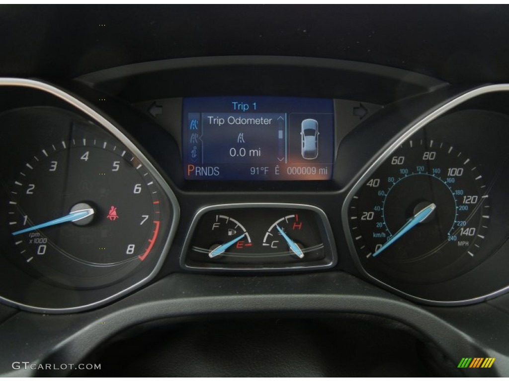 2013 Ford Focus SE Hatchback Gauges Photo #69747421