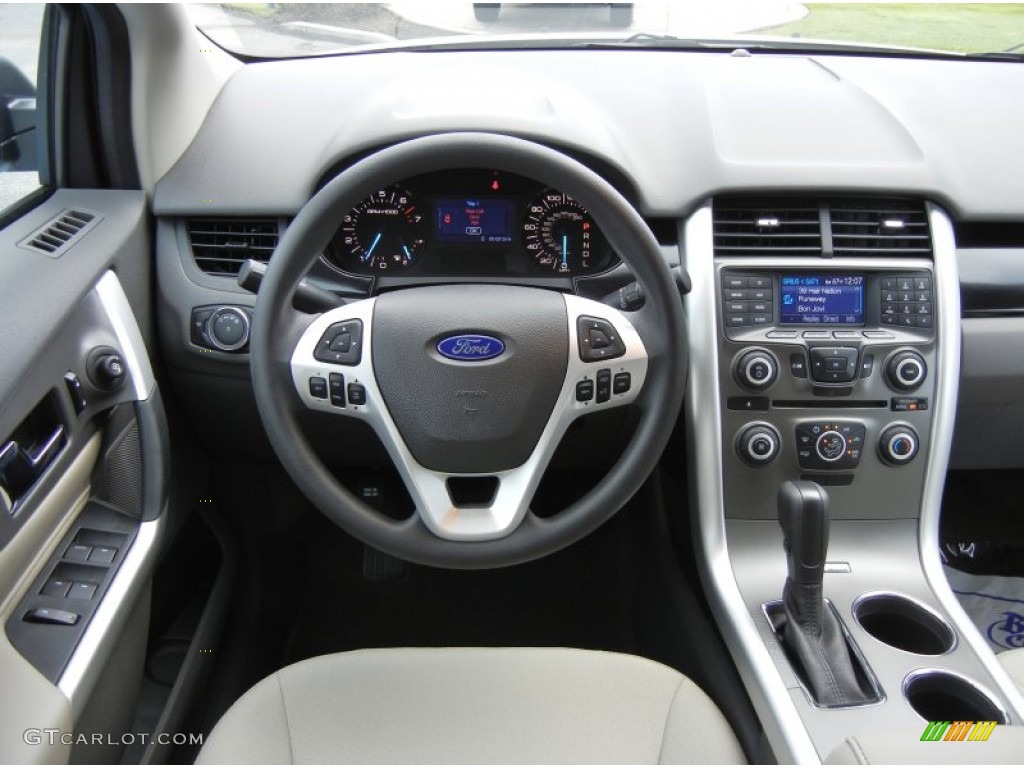 2012 Ford Edge SE EcoBoost Dashboard Photos