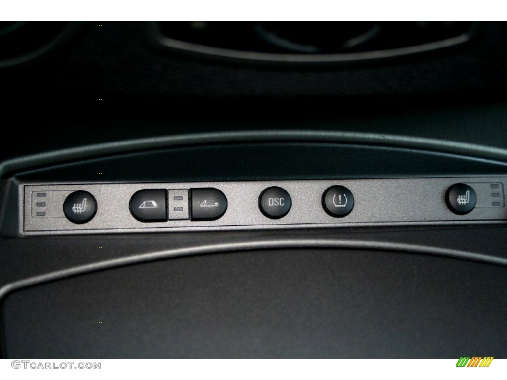 2004 BMW Z4 2.5i Roadster Controls Photo #69749896