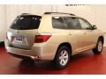 Sandy Beach Metallic - Highlander V6 4WD Photo No. 6