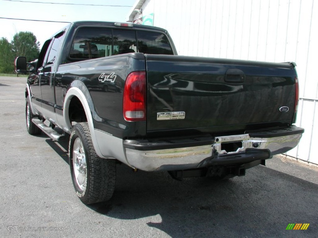 2006 F350 Super Duty Lariat Crew Cab 4x4 - Dark Green Satin Metallic / Medium Flint photo #9