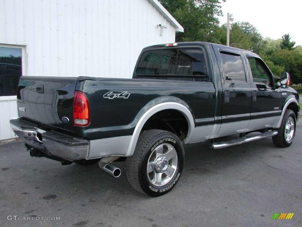 2006 F350 Super Duty Lariat Crew Cab 4x4 - Dark Green Satin Metallic / Medium Flint photo #12