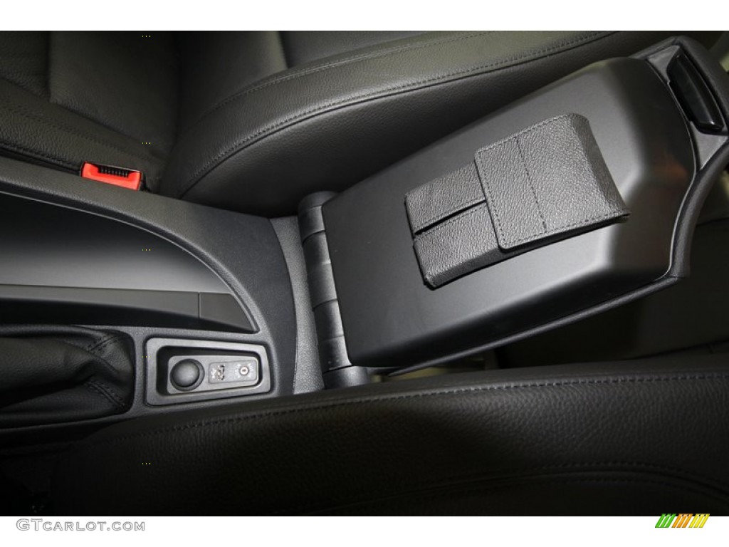 2013 1 Series 128i Coupe - Black Sapphire Metallic / Black photo #18