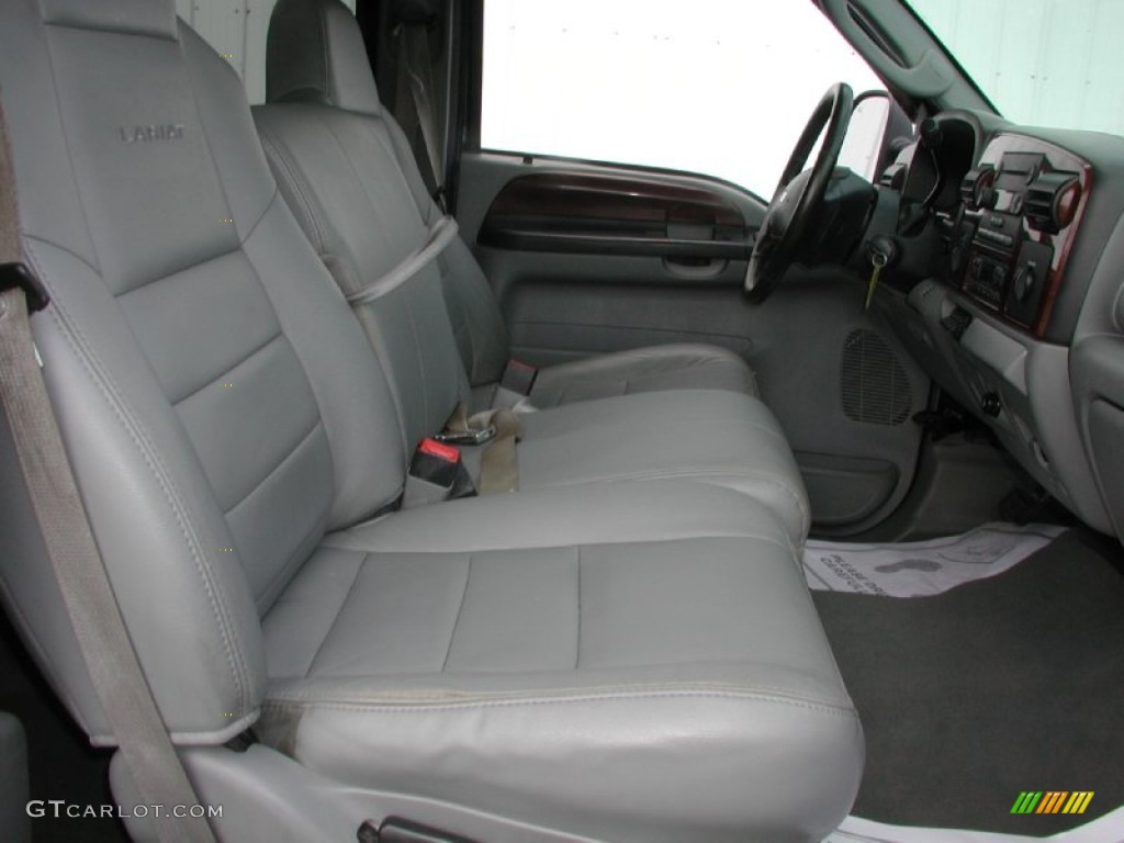 2006 F350 Super Duty Lariat Crew Cab 4x4 - Dark Green Satin Metallic / Medium Flint photo #47