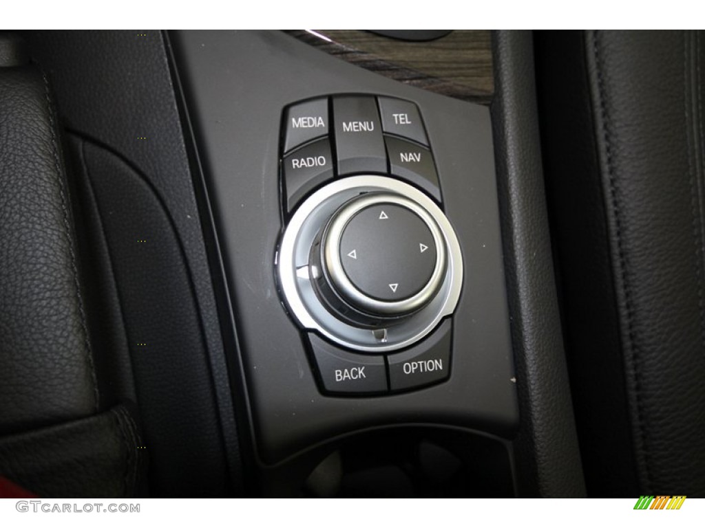 2013 BMW 1 Series 128i Coupe Controls Photo #69753610
