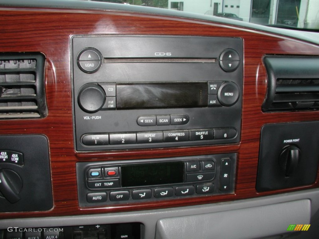 2006 Ford F350 Super Duty Lariat Crew Cab 4x4 Audio System Photos