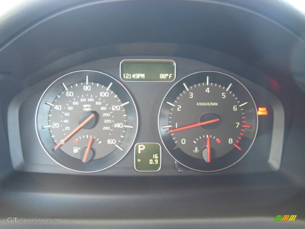 2013 Volvo C30 T5 Gauges Photo #69754609