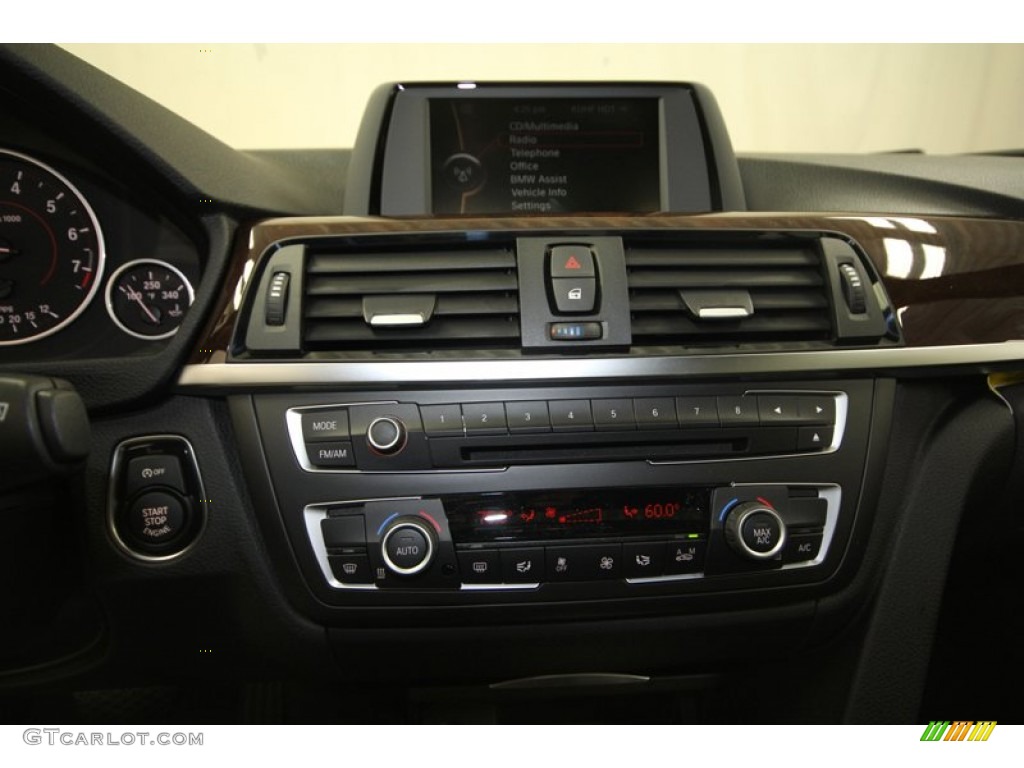2013 BMW 3 Series 328i Sedan Controls Photo #69755656
