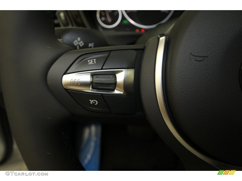 2013 BMW 3 Series 328i Sedan Controls Photo #69755707