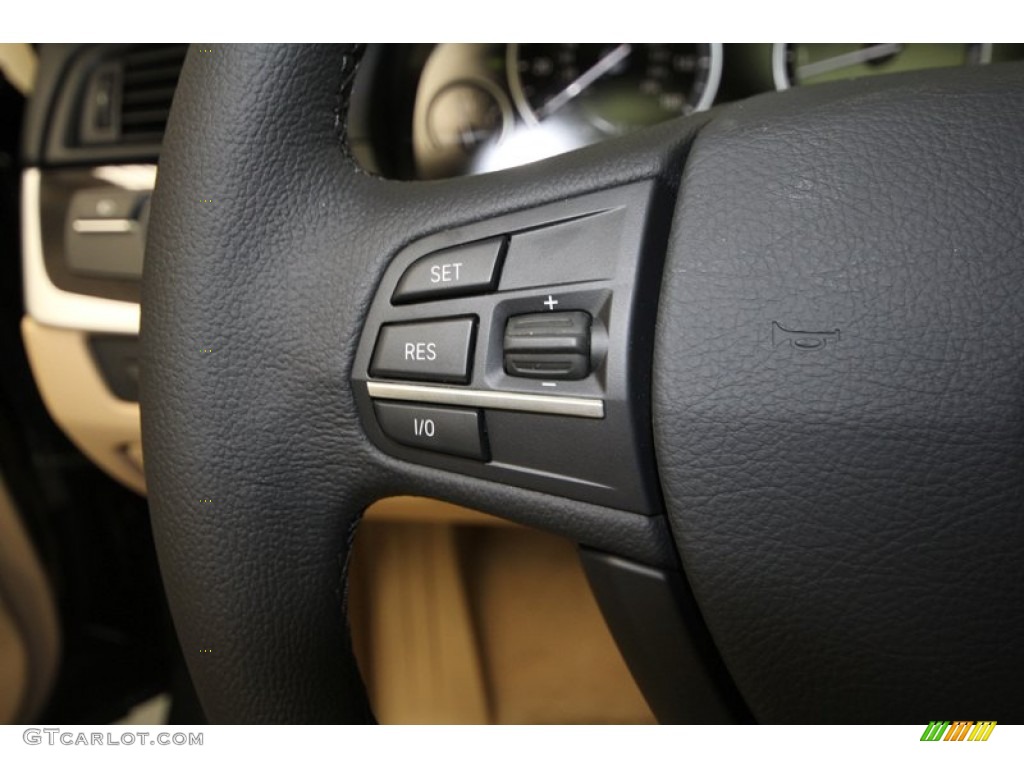 2013 BMW 5 Series 535i Sedan Controls Photo #69756391