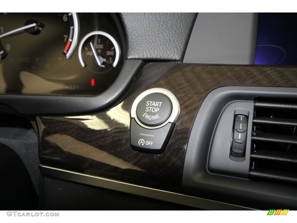 2013 BMW 5 Series 535i Sedan Controls Photo #69756871