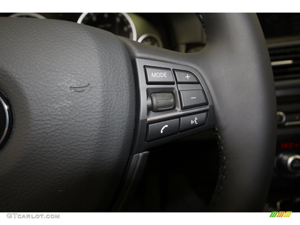 2013 BMW 5 Series 535i Sedan Controls Photo #69756880