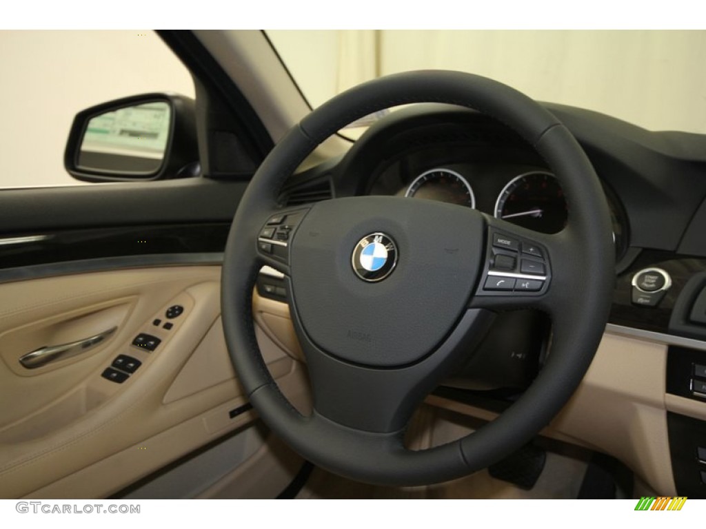 2013 BMW 5 Series 535i Sedan Venetian Beige Steering Wheel Photo #69757174