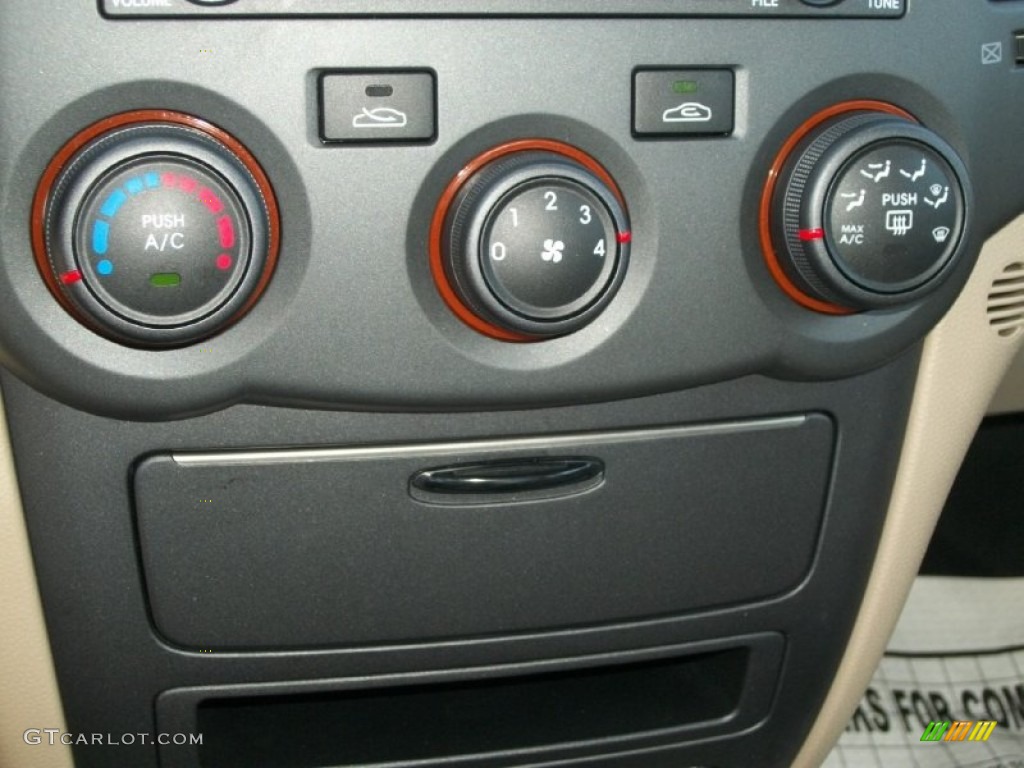 2010 Kia Optima LX Controls Photo #69760975