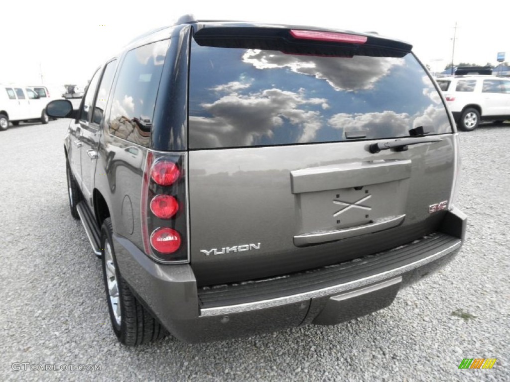 2013 Yukon Denali AWD - Mocha Steel Metallic / Ebony photo #19